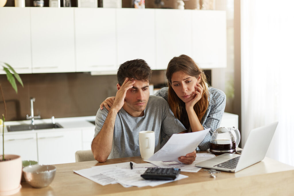 dealing with holiday stress as couples financially